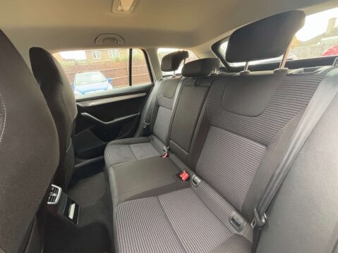 Skoda Octavia 1.6 Octavia SE Sport TDI 5dr 26
