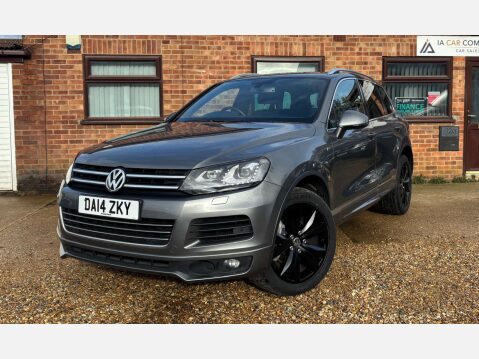 Volkswagen Touareg 3.0 Touareg V6 R-Line TDI BlueMotion Technology Auto 4WD 5dr 18