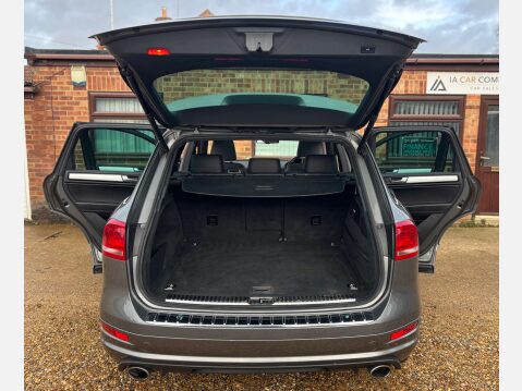 Volkswagen Touareg 3.0 Touareg V6 R-Line TDI BlueMotion Technology Auto 4WD 5dr 11