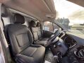 Vauxhall Vivaro 1.6 Vivaro 2900 Sportive CDTi 17