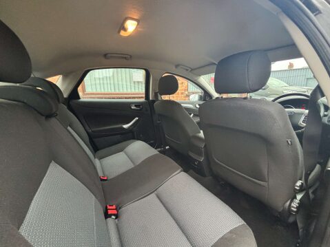 Ford Mondeo 1.8 Mondeo Econetic TDCi 125 5dr 15