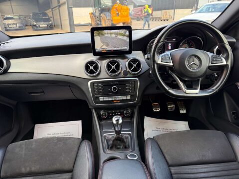 Mercedes-Benz GLA 2.1 GLA 200 AMG Line D 5dr 9