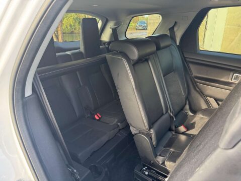 Land Rover Discovery Sport 2.0 Discovery Sport SE Tech TD4 4WD 5dr 17