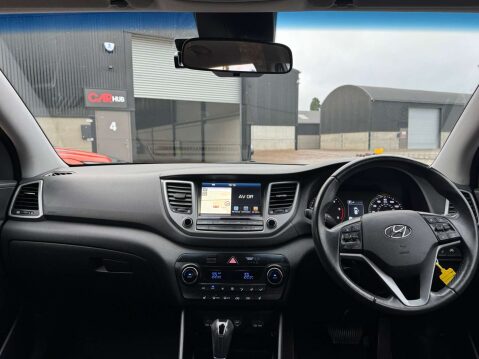 Hyundai TUCSON 1.7 Tucson SE Nav Blue Drive 2WD CRDi Semi-Auto 5dr 10