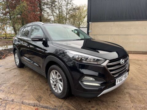 Hyundai TUCSON 1.7 Tucson SE Nav Blue Drive 2WD CRDi Semi-Auto 5dr 3