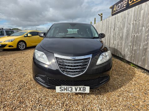 Chrysler Ypsilon S 8