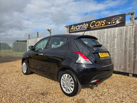 Chrysler Ypsilon S 5