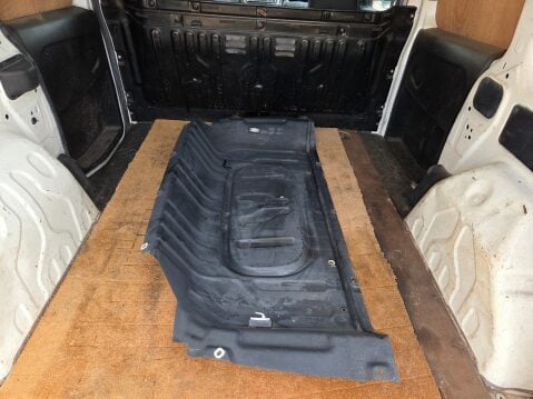 Vauxhall Combo 2000 L1H1 CDTI 15