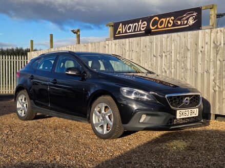 Volvo V40 D2 CROSS COUNTRY LUX