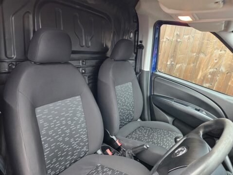 Vauxhall Combo 2000 L1H1 CDTI 14