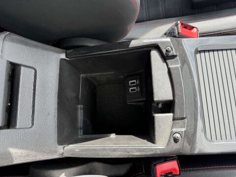 Ford Kuga 2.0 TDCi ST-Line Powershift Euro 6 5dr 41