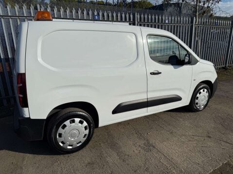 Peugeot Partner 1.5 Partner Professional L1 Blue HDi 17