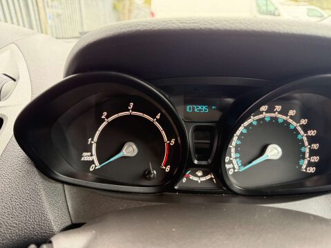 Ford Transit Courier 1.5 Transit Courier Trend TDCI 40