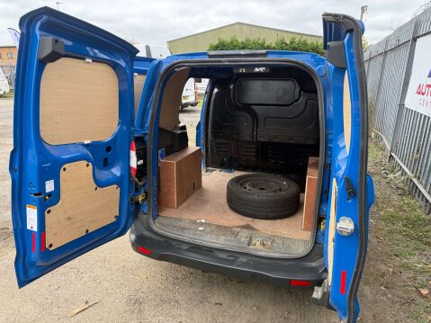 Ford Transit Courier 1.5 Transit Courier Trend TDCI 23