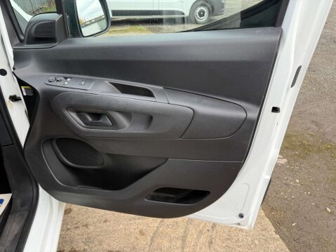 Vauxhall Combo 1.6 Combo 2300 Edition S/S 29