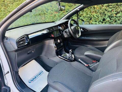 DS DS 3 1.2 PureTech Connected Chic Euro 6 (s/s) 3dr 57