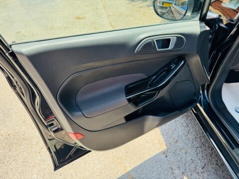 Ford Fiesta 1.0 Zetec Euro 5 (s/s) 5dr 57