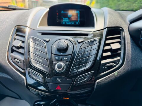 Ford Fiesta 1.0 Zetec Euro 5 (s/s) 5dr 14