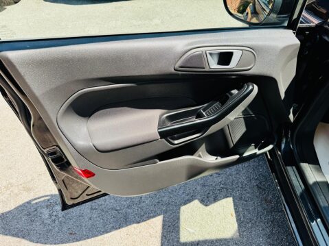 Ford Fiesta 1.0 Zetec Euro 5 (s/s) 5dr 47