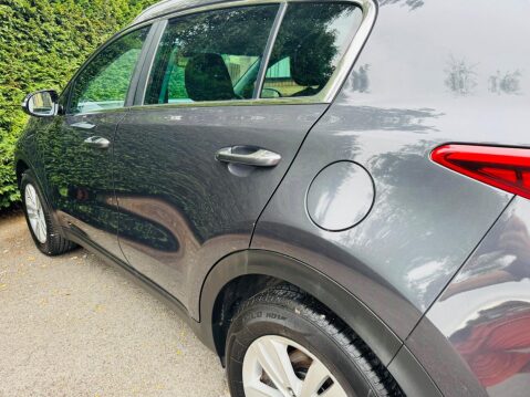 Kia Sportage 1.7 CRDi 2 Euro 6 (s/s) 5dr 33