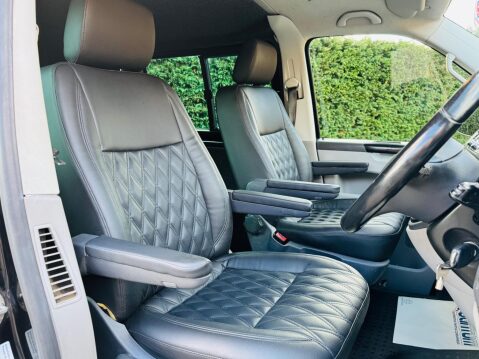 Volkswagen Transporter 2.0 TDI BlueMotion Tech T32 Highline Kombi DSG L1 H1 4dr 44
