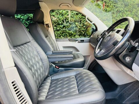 Volkswagen Transporter 2.0 TDI BlueMotion Tech T32 Highline Kombi DSG L1 H1 4dr 17