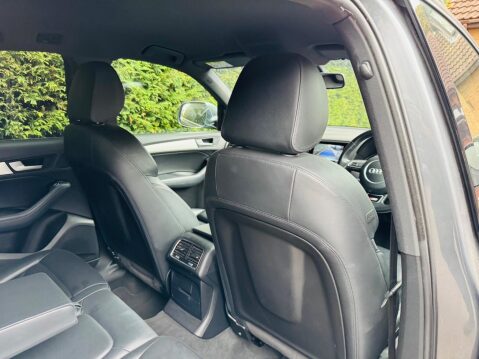 Audi Q5 2.0 TDI S line Plus quattro Euro 5 (s/s) 5dr 45