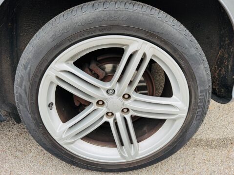 Audi Q5 2.0 TDI S line Plus quattro Euro 5 (s/s) 5dr 53