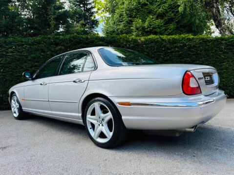 Jaguar XJ 3.6 XJ8 Sport 4dr 27