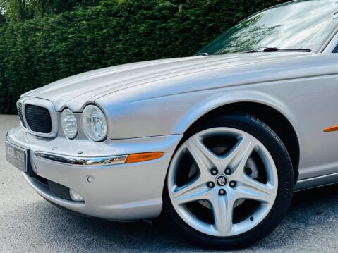 Jaguar XJ 3.6 XJ8 Sport 4dr 40