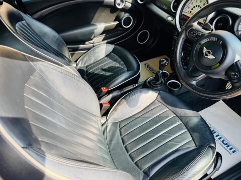 Mini Hatch 2.0 Cooper SD Auto Euro 5 3dr 47