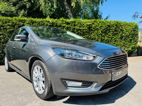 Ford Focus 1.0T EcoBoost Titanium Auto Euro 6 (s/s) 5dr 23