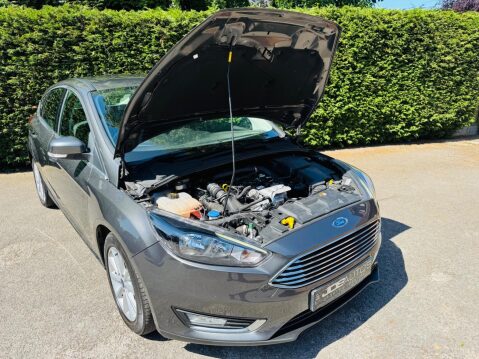Ford Focus 1.0T EcoBoost Titanium Auto Euro 6 (s/s) 5dr 16