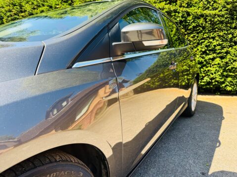 Ford Focus 1.0T EcoBoost Titanium Auto Euro 6 (s/s) 5dr 48