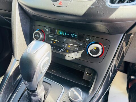 Ford Focus 1.0T EcoBoost Titanium Auto Euro 6 (s/s) 5dr 14