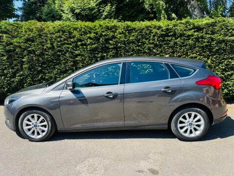 Ford Focus 1.0T EcoBoost Titanium Auto Euro 6 (s/s) 5dr 9