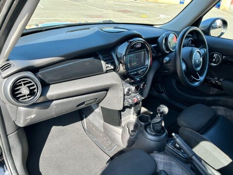 Mini Hatch 1.5 Cooper Seven Euro 6 (s/s) 5dr 19