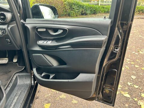 Mercedes-Benz V Class 2.0 V300d AMG Line G-Tronic+ Euro 6 (s/s) 5dr XLWB 30