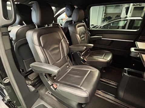 Mercedes-Benz V Class 2.0 V300d AMG Line G-Tronic+ Euro 6 (s/s) 5dr XLWB 71