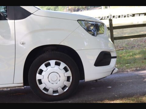 Vauxhall Combo 1.5 Combo 2300 Sportive S/S 16