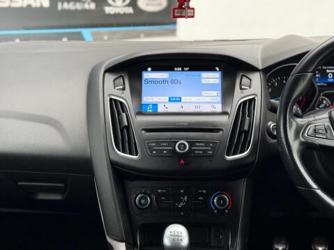 Ford Focus 1.0T EcoBoost ST-Line Euro 6 (s/s) 5dr 34