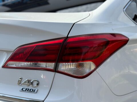 Hyundai i40 1.7 CRDi Blue Drive SE Nav Business Euro 6 (s/s) 4dr 12