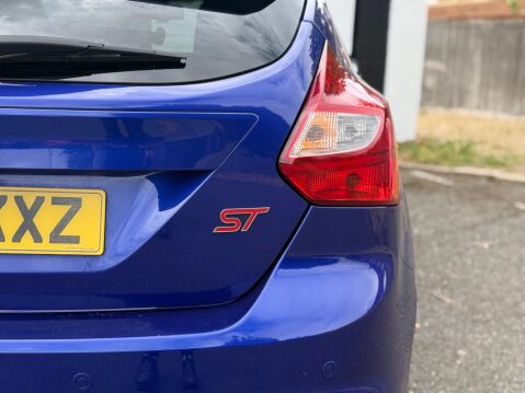 Ford Focus 2.0T EcoBoost ST-3 Euro 5 (s/s) 5dr 9