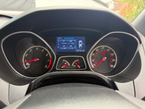 Ford Focus 2.0T EcoBoost ST-3 Euro 5 (s/s) 5dr 30