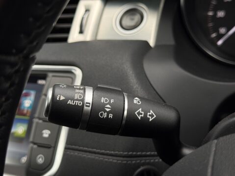 Land Rover Range Rover Evoque 2.0 TD4 SE Tech Auto 4WD Euro 6 (s/s) 5dr 48