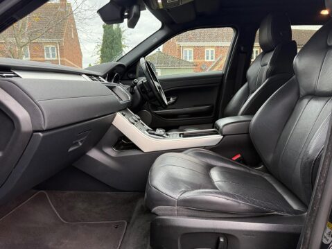 Land Rover Range Rover Evoque 2.0 TD4 SE Tech Auto 4WD Euro 6 (s/s) 5dr 30
