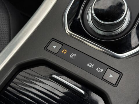 Land Rover Range Rover Evoque 2.0 TD4 SE Tech Auto 4WD Euro 6 (s/s) 5dr 38