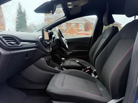 Ford Fiesta 1.0T EcoBoost ST-Line Euro 6 (s/s) 5dr 27