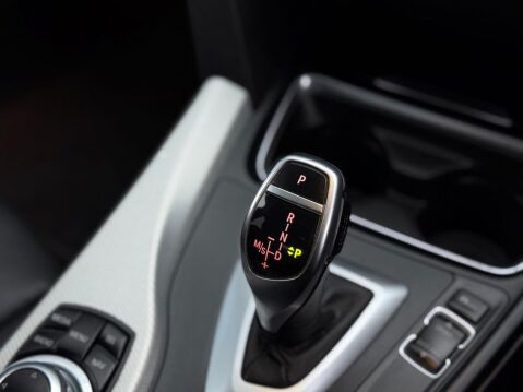 BMW 3 Series 2.0 320d M Sport Auto xDrive Euro 5 (s/s) 4dr 38