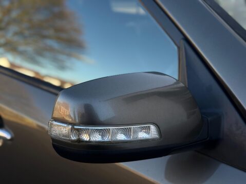 Kia Sorento 2.2 CRDi KX-2 AWD Euro 5 5dr 19